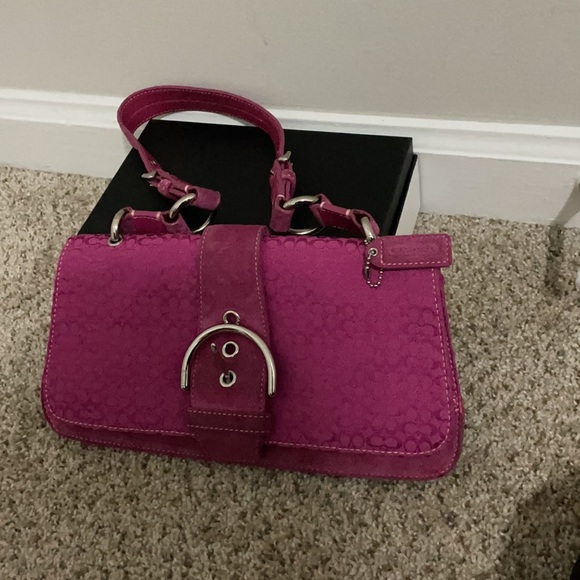 Coach hot pink baguette - Picture 3 of 8